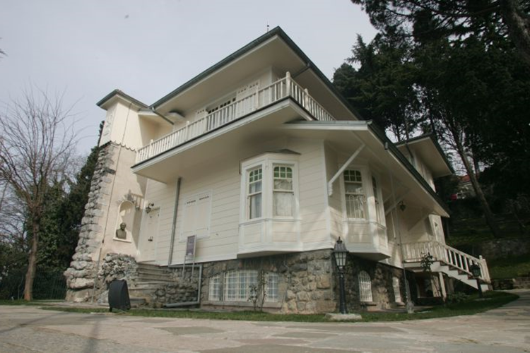 Aşiyan Müzesi 2023 Giriş Ücreti Ne Kadar?