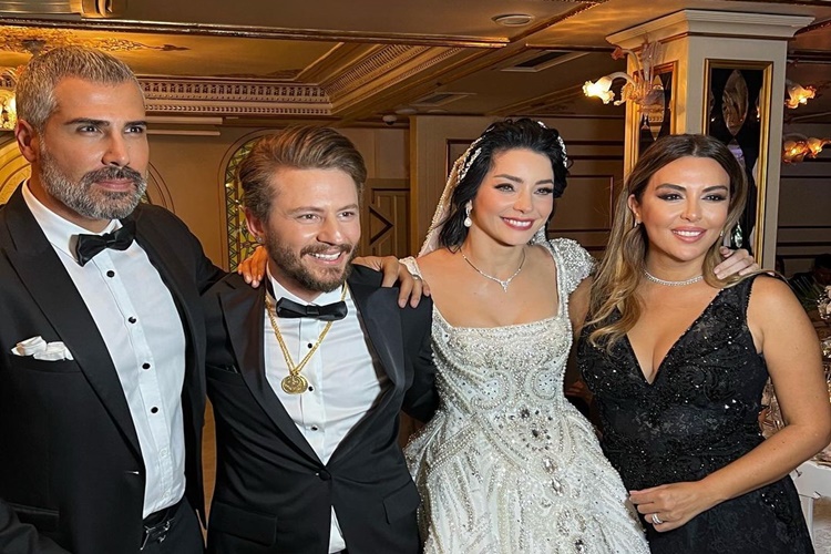 Aslı Hünel ve Merve Boluğur Akraba mı?