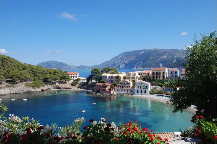 Assos Derinliği Kaç Metre?