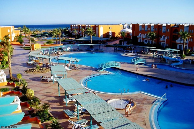 Assos Kervansaray Otel Sahibi Kim?