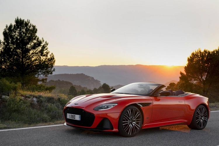 Aston Martin Hangi Ülkenin?
