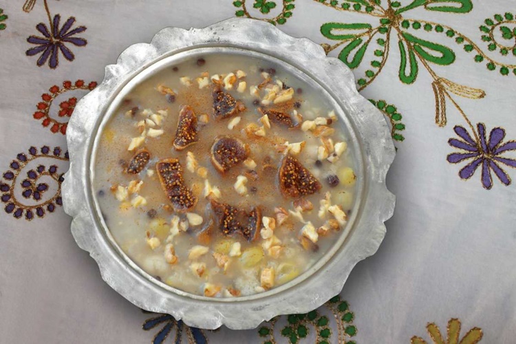 Aşure Hangi Ayda Yapılır?