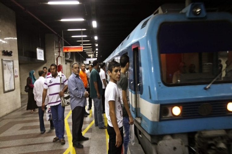 Ataköy Towers Metrobüs Hangi Durakta?