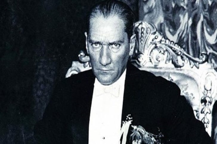 Atatürk Menemen'i Yakın Dedi mi? Tarihsel Gerçekler ve Yanlış Anlamalar