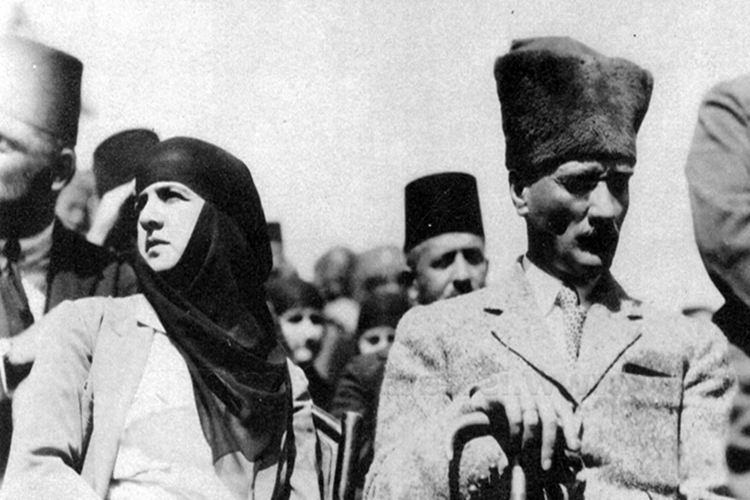 Atatürk ve Latife Hanımın Düğünü Oldu Mu?