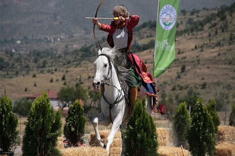 Atlı Okçuluk Kursu Ve Fiyatları Ne Kadar?