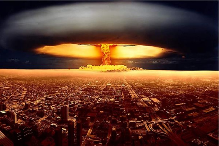 Atom Bombası Etkisi Kaç Yıl Sürer?