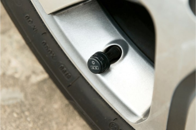Audi Lastik Basınç Sensörü Nasıl Söndürülür?