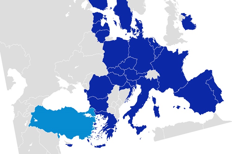 Avrupa Birliği Bir Konfederasyon Mudur?