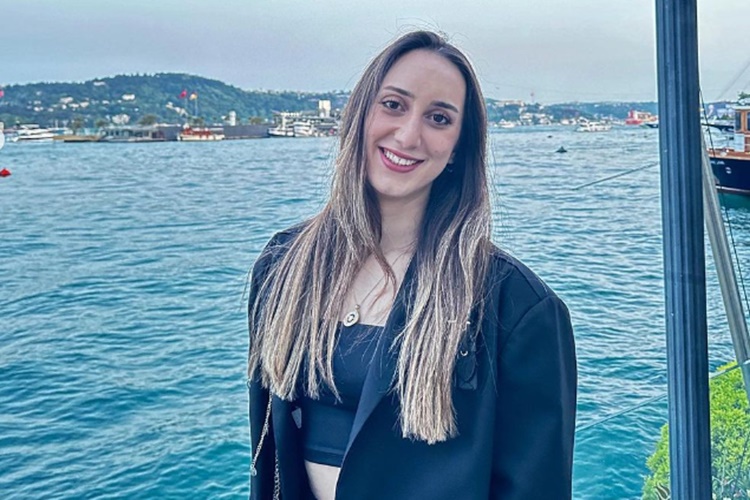 Ayça Aykaç Babası Kimdir?