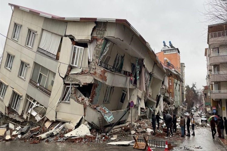 Aydın'da En Büyük Deprem Ne Zaman Oldu?