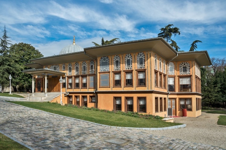 Aynalıkavak Kasrı Çalışma Saatleri Nedir?