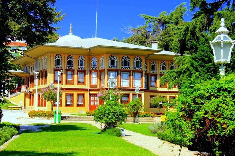 Aynalıkavak Kasrına Nasıl Gidilir?