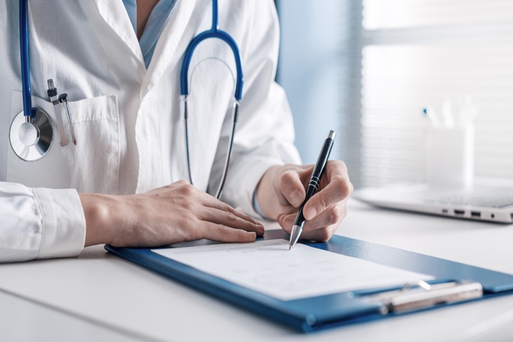 B 12 Vitamin İçin Hangi Doktora Gidilir?