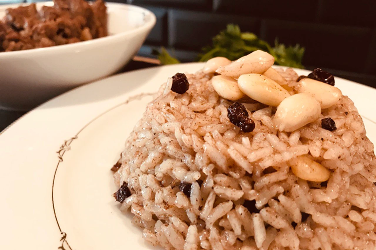 Bademli Pilav Yanına Ne Gider?