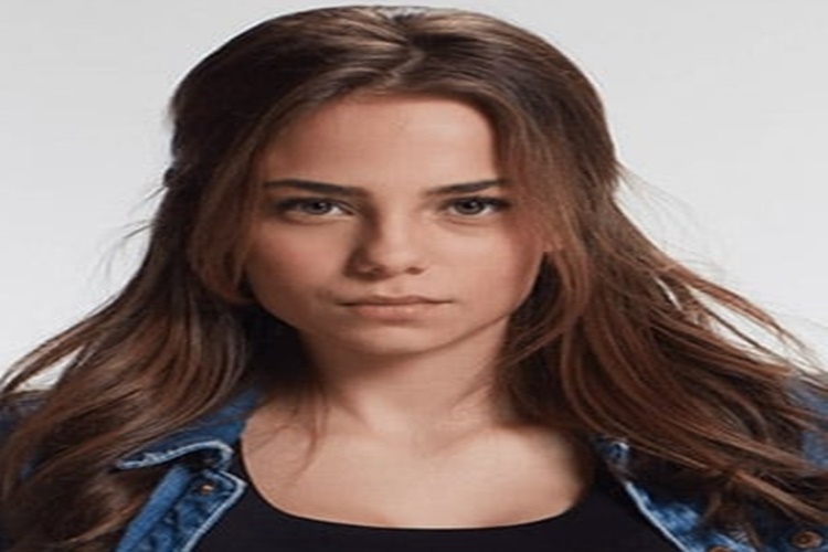 Bahar Şahin Burnu Estetik Mi?