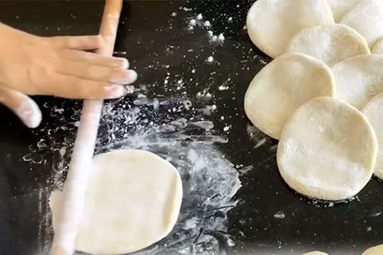 Baklava Hamuru Bir Gün Önceden Yapılır Mı?