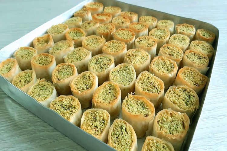Baklavalık Yufkadan Kadayıf Sarması Olur Mu?
