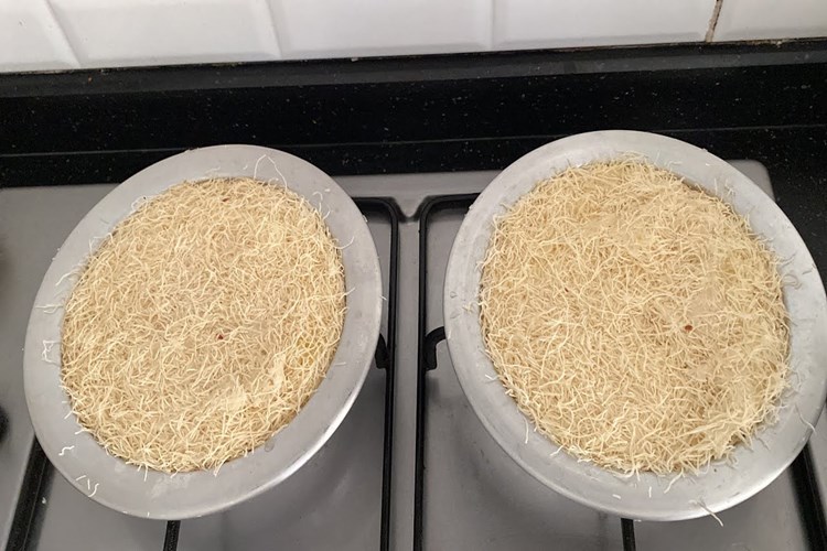 Baklavalık Yufkadan Tel Kadayıf Tatlısı Nasıl Yapılır?