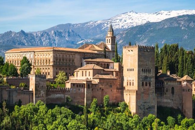 Barcelona İle Granada Arası Kaç Km?