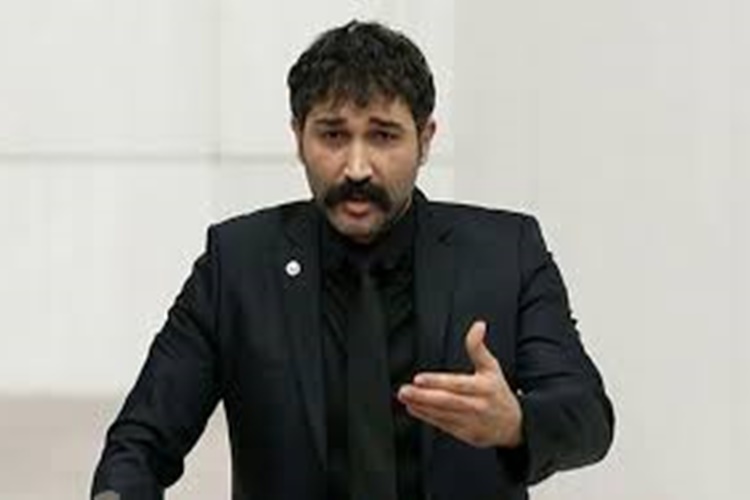 Barış Atay Kimin Oğlu?