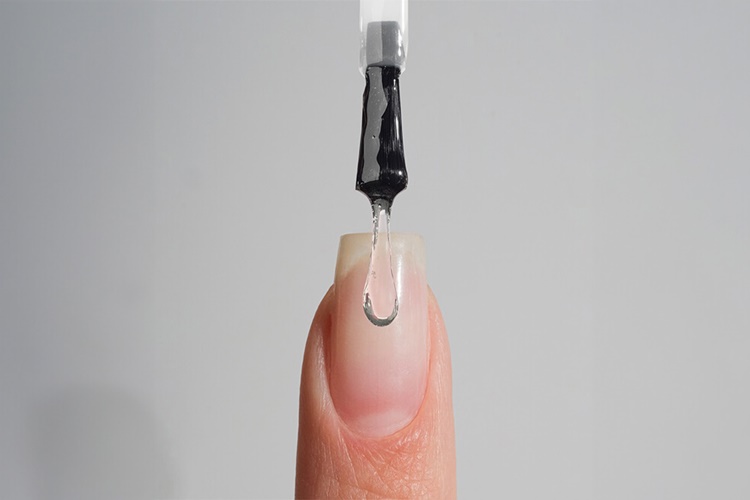 Base Coat Nasıl Kurur?