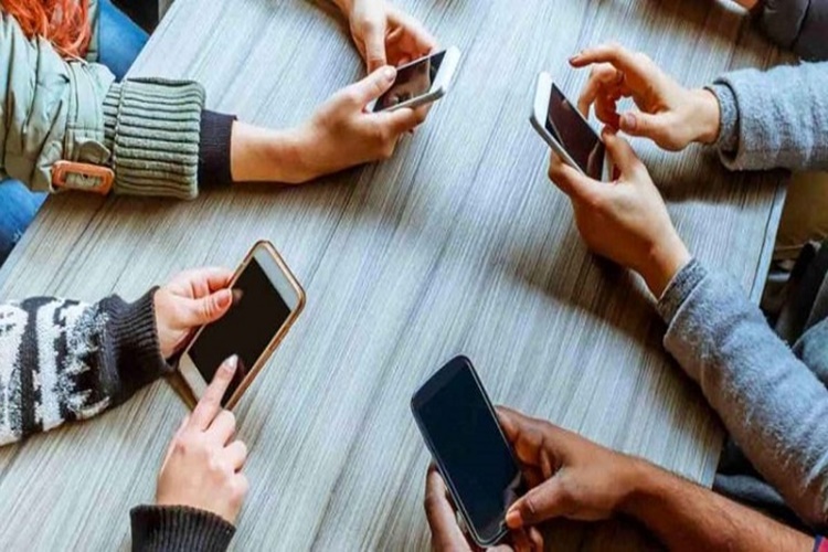 Başka Telefonda Açık Kalan Whatsapp Nasıl Kapatılır?