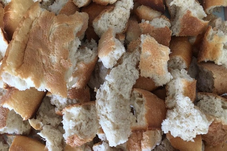 Bayat Ekmek Fırında Nasıl Değerlendirilir?