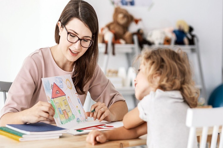 Bebeklerde Asperger Sendromu Nasıl Tedavi Edilir? 
