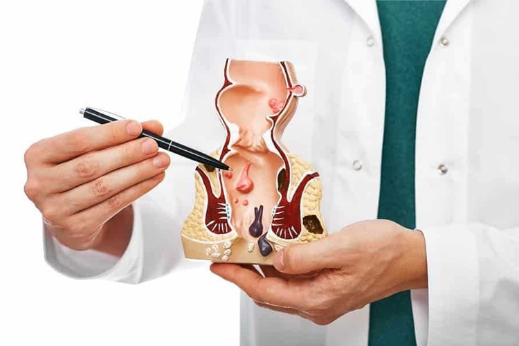 Bebeklerde Makat Çatlağı Kremi Nasıl Sürülür?