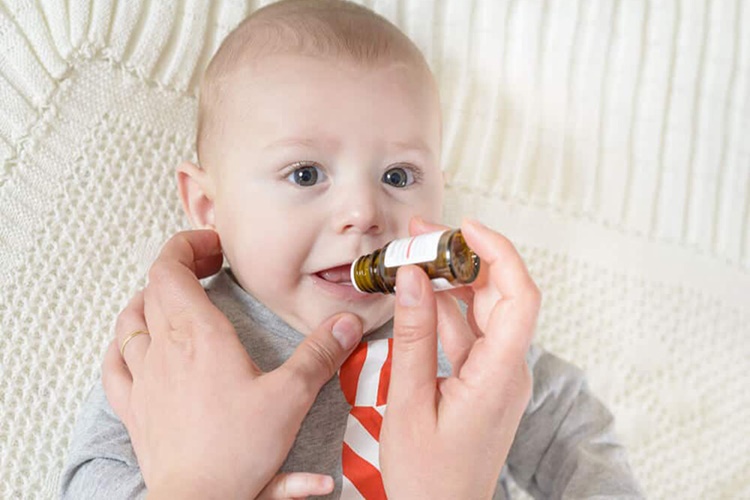 Bebeklere Ağrı Kesici Şurup Verilir Mi?