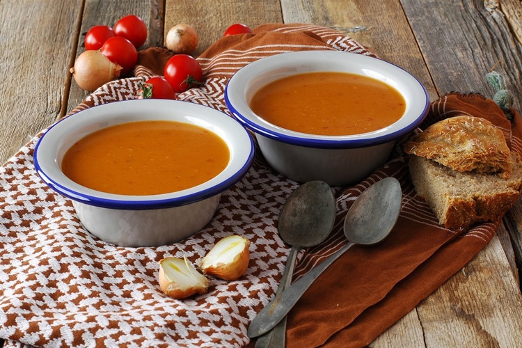 Bebeklere Tarhana Çorbası Verilir Mi?