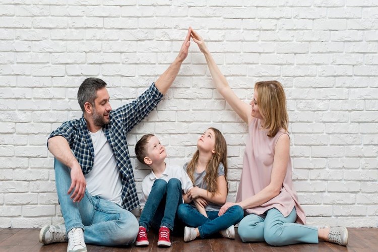 Bekarlar Koruyucu Aile Olabilir Mi?