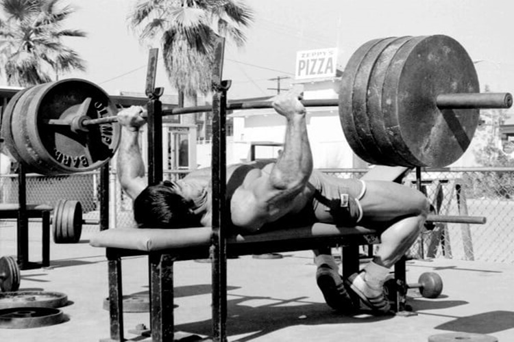 Bench Press Dikkat Edilmesi Gerekenler Nelerdir?