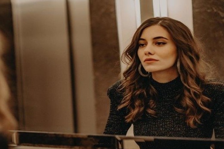 Beril Pozam Oynadığı Diziler Nelerdir?