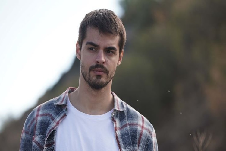 Berk Atan Kimin Oğlu?