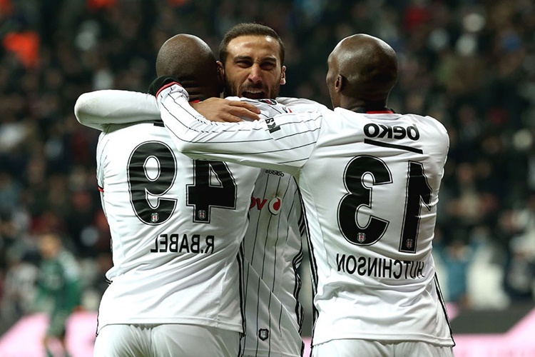 Beşiktaş Bir Sezonda En Fazla Kaç Gol Attı?