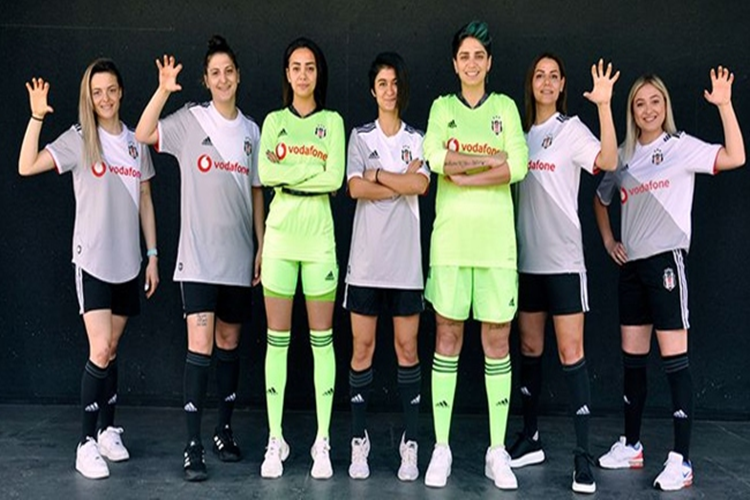 Beşiktaş Kadın Futbol Takımı Futbolcular Kimlerdir?