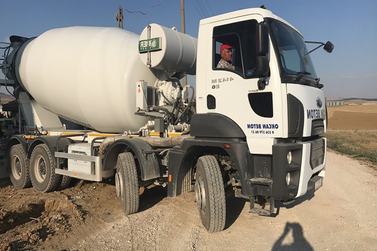 Beton Dökme Aracının Adı Nedir ?