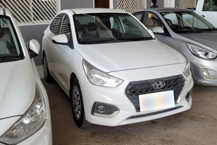 Beyaz Arabadaki Siyah Çizikler Nasıl Giderilir?