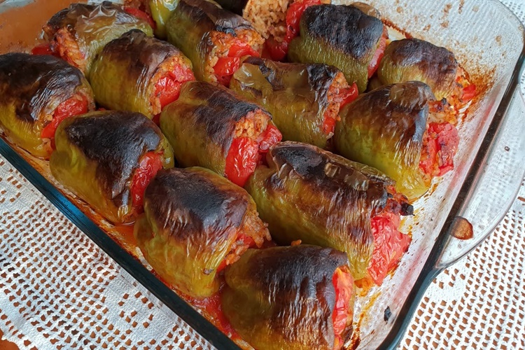 Biber Dolması Pişirirken Ne Kadar Su Konur?