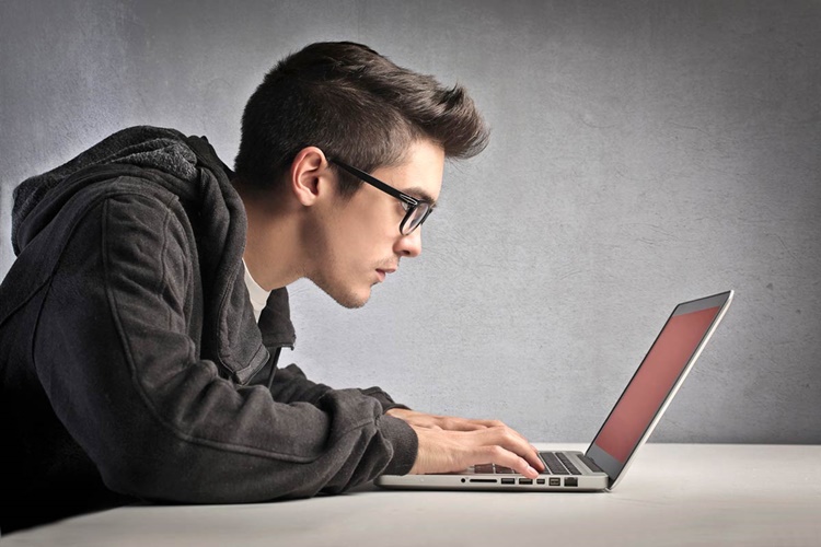 Bilgisayarda Mobil Oyunlar Nasıl Oynanır?