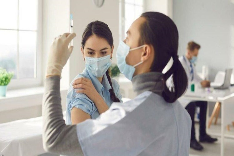 Biontech Aşısı Yan Etkileri Nelerdir?