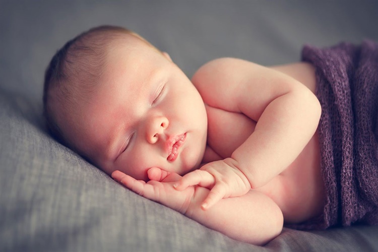 Bir Bebek En Fazla Kaç Cm Doğar?