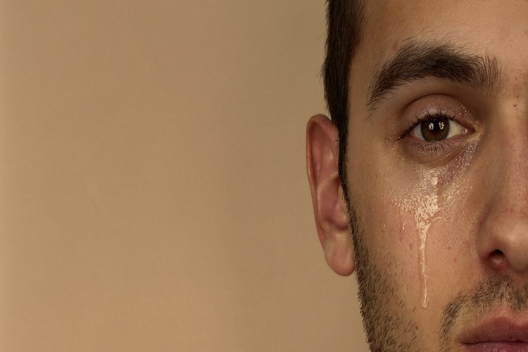 Bir Erkeğin Ağlaması Ne Anlama Gelir?