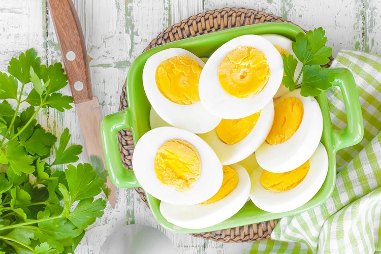 Bir Haşlanmış Yumurta Kaç Gram Proteindir?