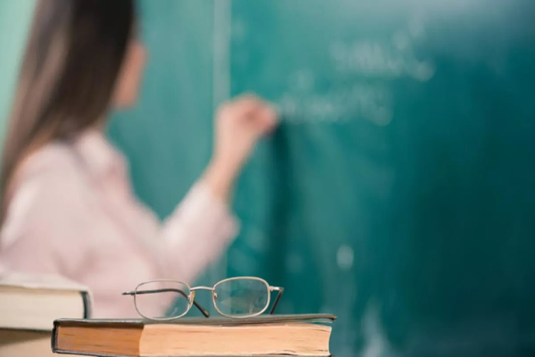 Bir Öğretmen En Fazla Kaç Saat Dyk Açabilir?