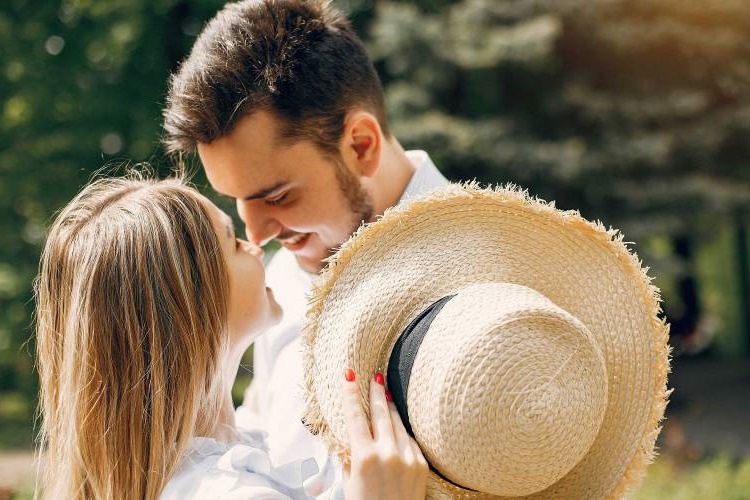 Boğa Burcu Kadını ve Başak Burcu Erkeği İlişkisi Nasıl Olur?