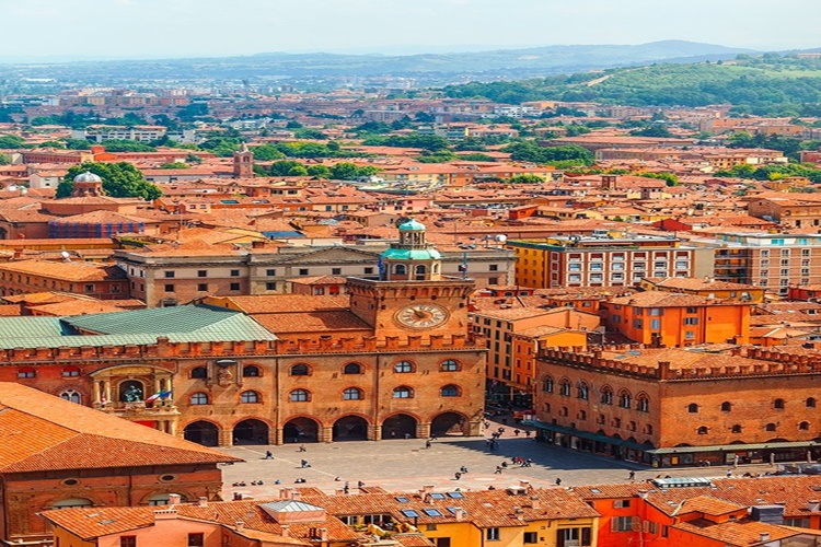 Bologna’da Gezilecek Yerler Nerelerdir? Güncel Oku