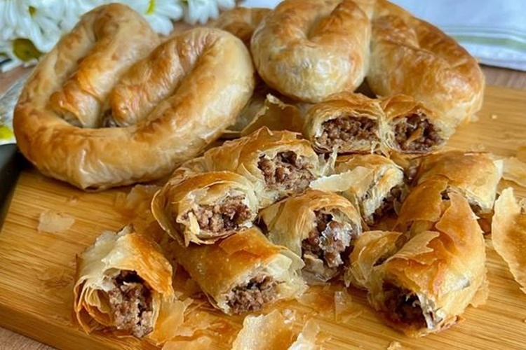 Börek 200 Derecede Kaç Dakikada Pişer?